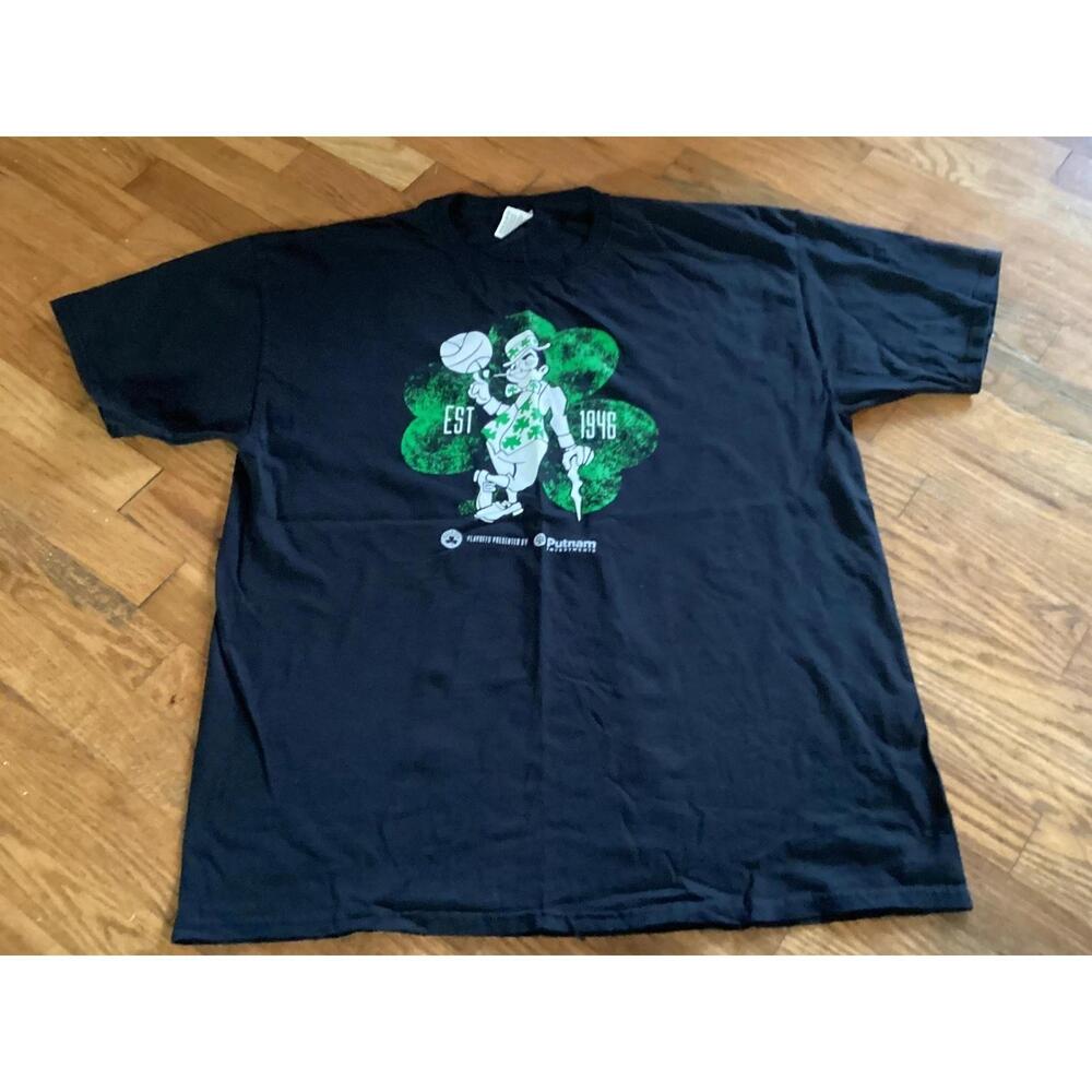 Boston Celtics Mens   Black T-Shirt Est 1946 Leprechaun